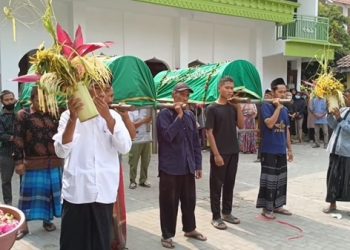 Hasil Otopsi Kakak Adik Yang Tewas Dibantai Ibu Kandung Bikin Merinding