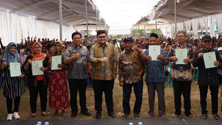 Capai 90 Persen, Mas Dhito Targetkan PTSL Lengkap 2025. Foto : Dok. Pemkab Kediri