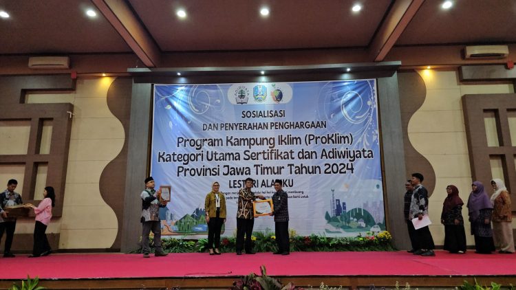 Lima Sekolah Di Kota Kediri Berhasil Sabet Penghargaan Sebagai Sekolah Adiwiyata Tingkat Provinsi. Foto ; DOk. Pemkot Kediri