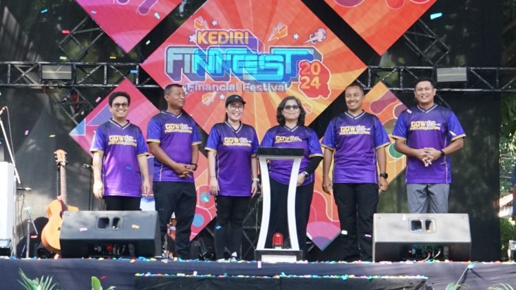 Tingkatkan Literasi dan Inklusi Keuangan, Pj Wali Kota Kediri Zanariah Buka FinFest 2024. Foto : Dok. Pemkot Kediri