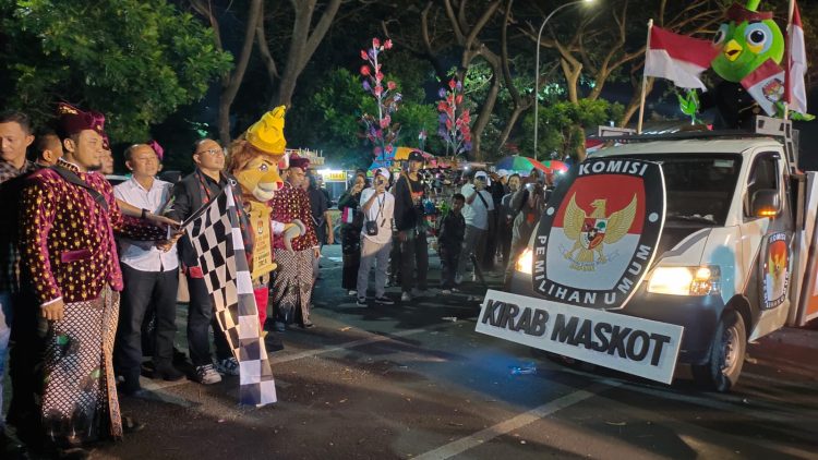 Pemebrangkatan maskot si Jali dan Si Nara. Foto : Bacini.ID/ A.K Jatmiko