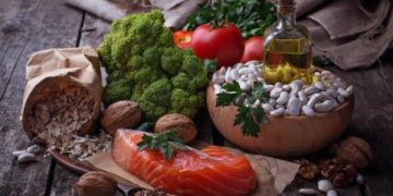 Makanan Rendah Karbo Penjaga Kesehatan, Penderita Diabetes Wajib Tahu. (foto ilustrasi/vecteezy)