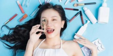 Make Up Menunjukkan Kondisi Psikologis, Ini Penjelasannya. (foto ilustrasi/vecteezy)