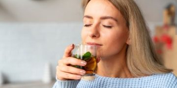 Teh Peppermint Ternyata Bisa Bikin Kulit Wajah Glowing. (foto ilustrasi/freepik)