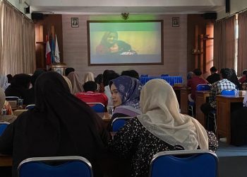 Tekan Angka Golput Generasi Muda, KPU Kota Kediri Sosialisasi Dengan Nobar Film Tepatilah Janji
