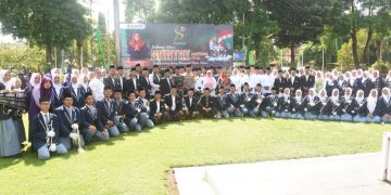 Pj Wali Kota Kediri Jadi Inspektur Upacara Hari Santri 2024