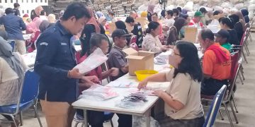 Lipat Sortir Surat Suara, KPU Kota Kediri Libatkan 76 Orang, 10 Orang Diantaranya Difabel