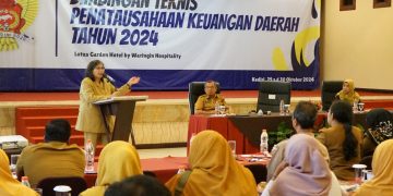 Pj Wali Kota Kediri Buka Bimtek Penatausahaan Keuangan Tahun Anggaran 2024