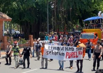 Tambak Udang Rusak Lingkungan di Masa Bupati Ipin, Warga Trenggalek Geruduk Pendopo