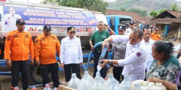 Krisis Air Bersih Landa 27 Kabupaten dan Kota di Jatim: Trenggalek Parah. (foto/Bacaini)