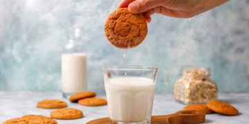 Kontroversi Susu Oat, Betulkah Ada Efek Samping Buat Kesehatan?. (foto ilustrasi/freepik)