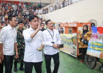 Gibran Rakabuming Raka Borong Produk UMKM di Semarang