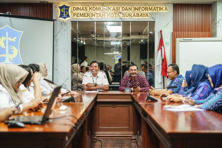 Tingkatkan Kualitas Layanan Informasi Publik, Pemkot Kediri Sinergikan Langkah dengan Diskominfo Kota Surabaya. Foto : Dok. Pemkot Kediri