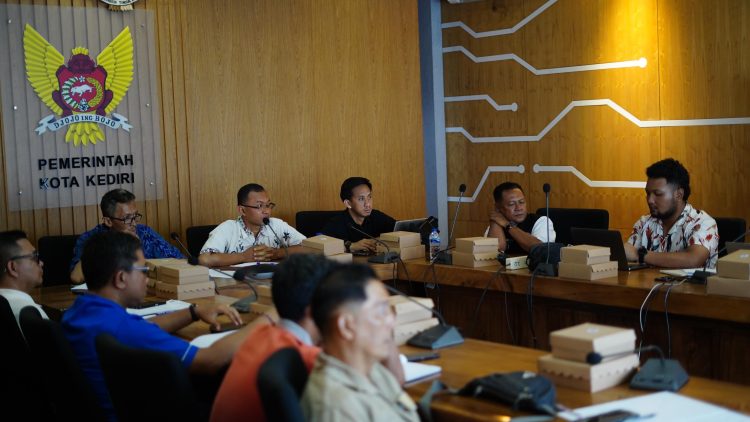 Terima Kunjungan Kerja Kemen Komdigi, Pemkot Kediri Dapat Arahan Tentang Penyediaan SJUT