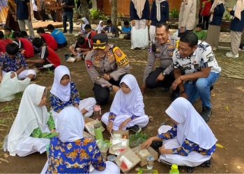 Siswa Trenggalek Nikmati Menu Ikan Laut Dalam Program Makan Bergizi Gratis