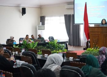Raperda APBD TA 2025 Disetujui, Pj Wali Kota Kediri : Perda APBD TA 2025 Telah Disesuaikan Dengan Arah Kebijakan Pokok Pembangunan Kota Kediri