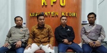 KPU Kabupaten Kediri Minta Masyarakat Tunggu Penghitungan Suara Manual
