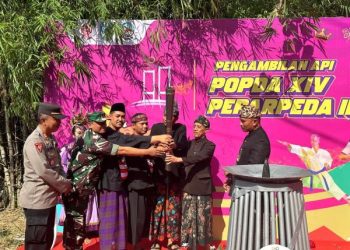 Kirab Api Abadi POPDA XIV di Bangkalan Ingatkan Sejarah Ganefo Bung Karno
