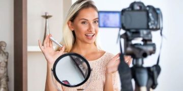 Endorsement Influencer Terbukti Lebih Jitu Tingkatkan Penjualan Produk. (foto/Pinterest)