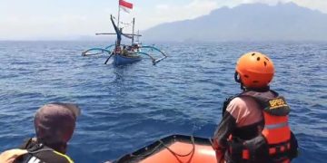 Tim SAR Cari Nelayan Situbondo Hingga Selat Madura, Ada Apa?. (foto/Bacaini)
