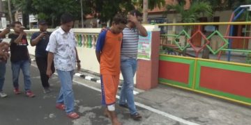 Usai Pesta Pora, Perampok Minimarket di Jombang Dihadiahi Timah Panas. (foto/Bacaini)