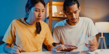 Tips Mengelola Keuangan agar Rumah Tangga Adem Ayem. (foto ilustrasi/freepik)