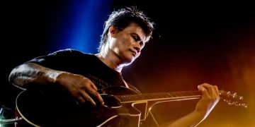 CB Band, Setia di Jalur Rock Meski Terseok