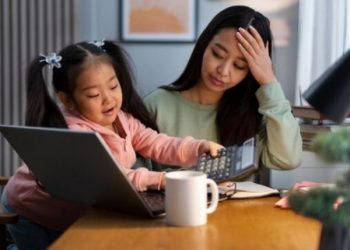 Hari Ibu, Berikut Gejala Burnout dan Tips Mengatasinya