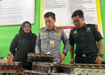 Satpol Pp Bersama bea Cukai Kediri Amankan Peredaran Rokok Ilegal. Foto : Bacaini.ID/Ist