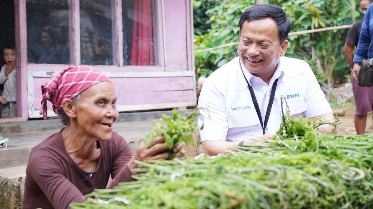 Arief Mulyadi, Pemimpin Visioner PNM, Raih Penghargaan Prestisius Top 100 CEO 2024