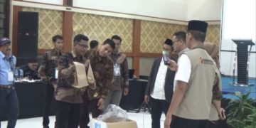 Warsubi-Salmanudin Unggul Telak, Jombang Dipimpin Bupati Baru. (foto/ist)