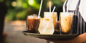 Ini Minuman Antioksidan Tinggi Bikin Awet Muda, Double Espresso Salah Satunya. (foto/vecteezy)