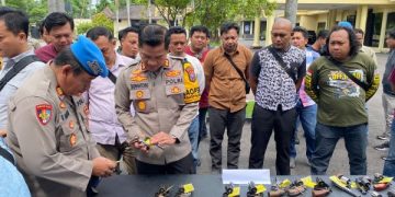 Jelang Nataru Propam Nganjuk Tiba-tiba Periksa 70 Senpi Petugas, Ada Apa?. (foto/Humas Polres Nganjuk)
