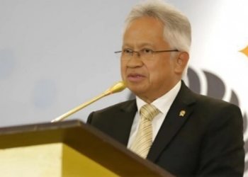 Detik-Detik Menteri Satryo Soemantri Diminta Turun dari Mobil