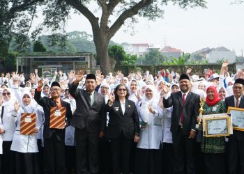 Hadiri Upacara Hari Amal Bhakti Ke-79, Pj Wali Kota Kediri : Sinergi dan Kolaborasi Pemkot dan Kemenag Harus Semakin Baik. Foto : Dok. Pemkot Kediri