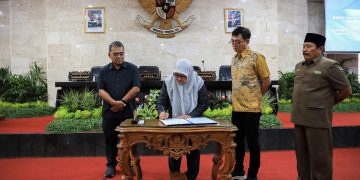 DPRD Kota Kediri Setujui Perubahan Status Perumda BPR Bank Kota Kediri Menjadi Perseroda. Foto : Dok. Pemkot Kediri