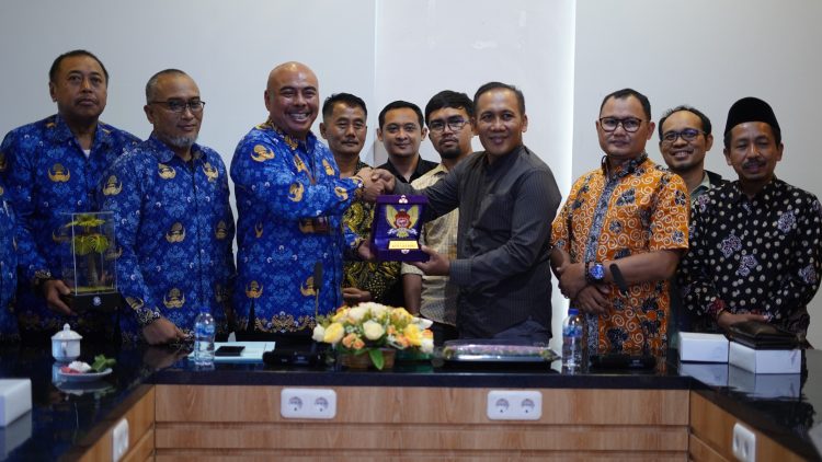 Sukses Kelola Kawasan Perumahan dan Permukiman, Pemkot Kediri Terima Kunjungan DPRD Kabupaten Tuban. Foto : Dok. Pemkot Kediri