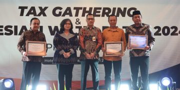 Pj Wali Kota Kediri Zanariah Hadiri Tax Gathering dan Apresiasi Wajib Pajak. Foto : Dok. Pemkot Kediri