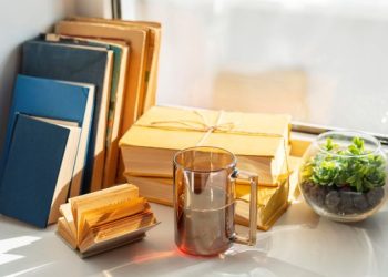 Bibliophile atau Tsundoku? Ini Macam-macam Alasan Orang Menggauli Buku