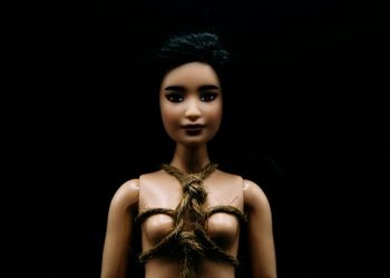 Alasan Pria Jepang Menikahi Boneka