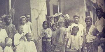 Imlek di Zaman Bersiap yang Mengerikan. Foto perayaan imlek di Surabaya. (foto repro/ist)