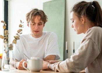 Tips Ngobrol dengan Laki-laki Agar Tak Miskomunikasi