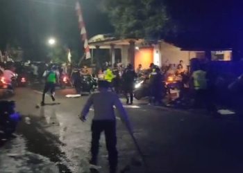 Massa Pesilat Rusak Polsek Watulimo Trenggalek, 3 Polisi Dikabarkan Terluka