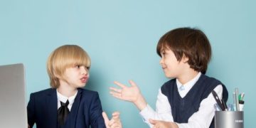 6 Frasa Asertif agar Anak Punya Kepribadian Tegas Namun Sopan  (foto ilustrasi/freepik)