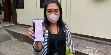 Uang Arisan 4 miliar Tak Cair, Emak-emak di Trenggalek Geruduk Polres Setempat (foto/Bacaini)