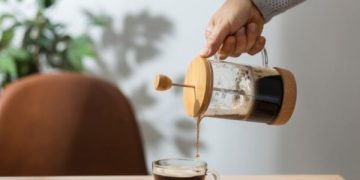 Tips Ngopi Sehat Tanpa Panik Tekanan Darah Naik (foto ilustrasi/freepik)