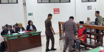 Kiai Cabul Trenggalek Tak Menyesal, Hakim Jatuhkan Vonis 14 Tahun Penjara (foto/Bacaini)
