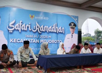 Safari Ramadan Kecamatan Mojoroto, Mbak Wali Ajak Perkuat Ukhuwah Islamiyah, Berbagi Kebahagiaan, dan Tingkatkan Keimanan. Foto : Dok. Pemkot Kediri