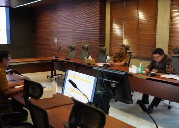 Mas Dhito Instruksikan Dinas PUPR Prioritaskan Perbaikan Jalan kabupaten. Foto : Dok. Pemkab Kediri