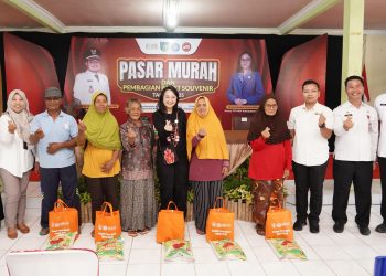 Pasar Murah Sepanjang Ramadan, Mbak Cicha: Semoga Bantu Warga Penuhi Kebutuhannya. Foto : Dok. Pemkab Kediri